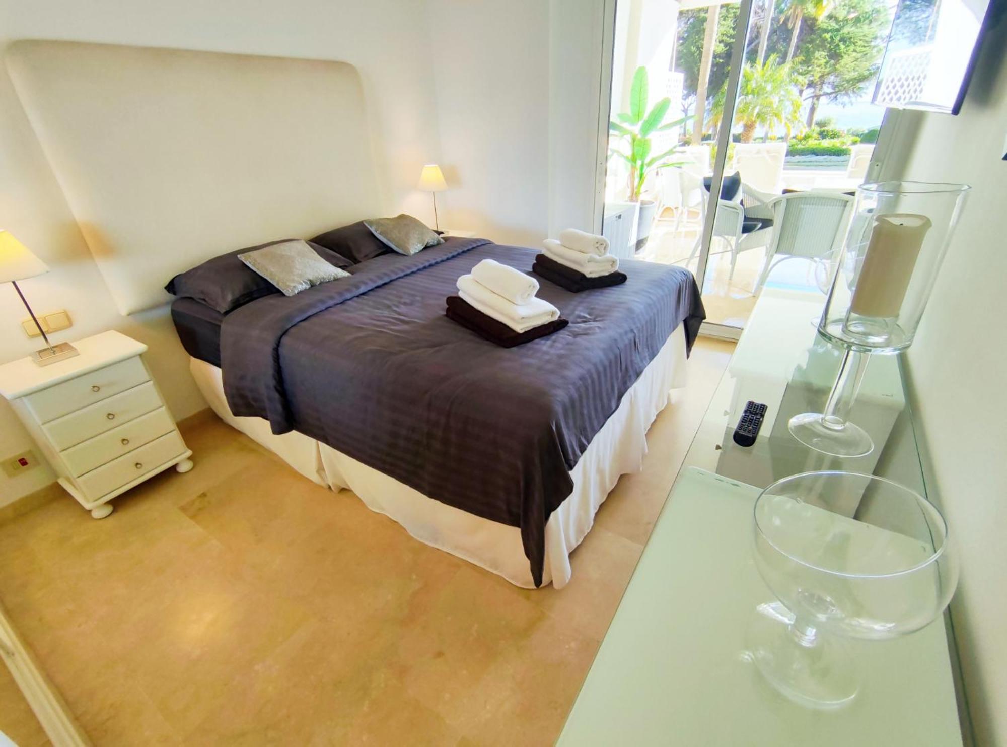 אסטפונה Luxury Frontline Residence Ehhouse מראה חיצוני תמונה